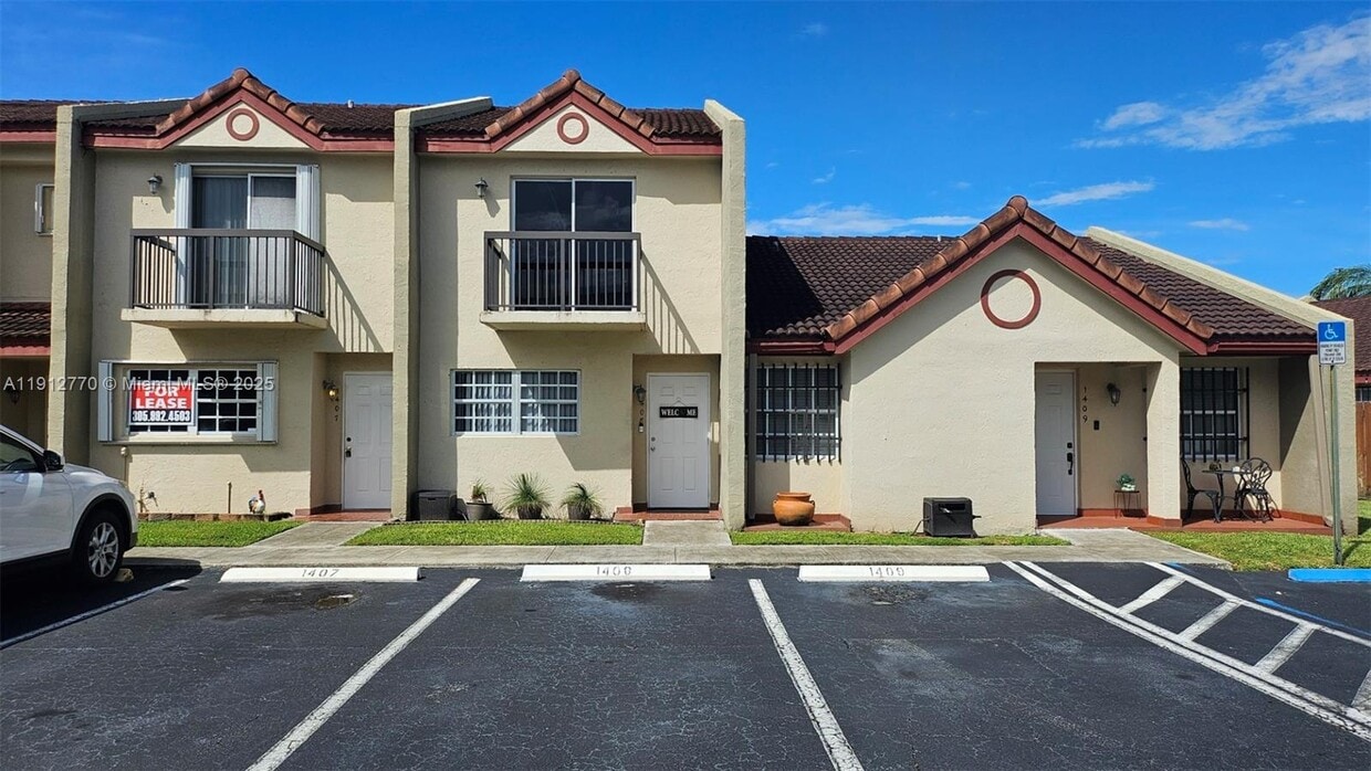 Primary Photo - 6410 SW 130th Ave