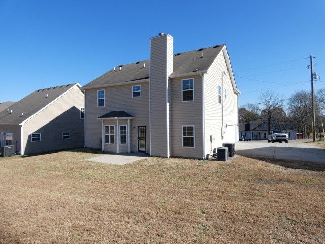 Building Photo - 3BR Home w/ Bonus Room Close to Nashville