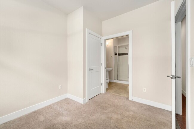 Foto del edificio - 1276 W 11th Ave