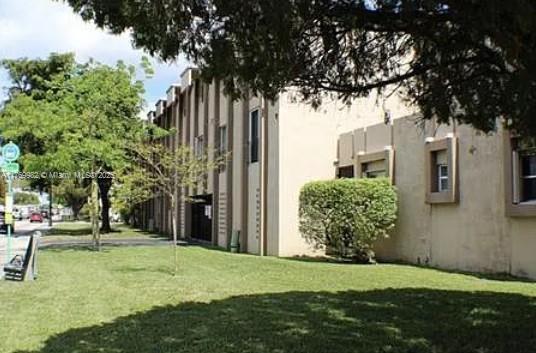Foto principal - 1201 SW 42nd Ave
