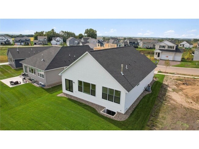 Building Photo - 2133 Westpointe Dr