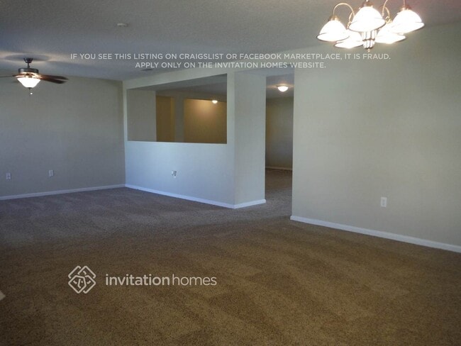 Building Photo - 12341 Deersong Dr