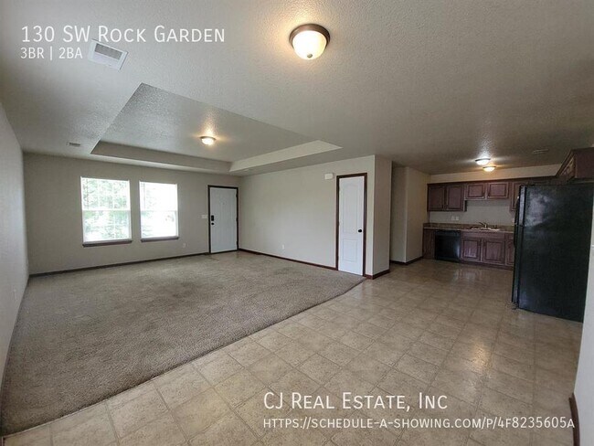 Foto del edificio - 130 SW Rock Garden