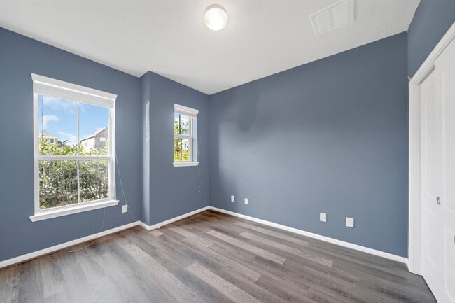 Building Photo - 20214 Weeping Pine Way