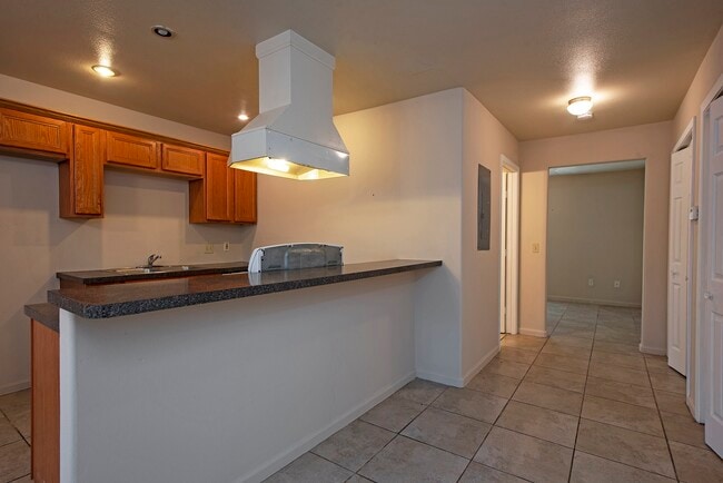 Building Photo - 3238 E Alabama Ave