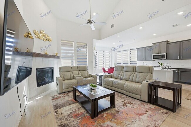 Photo - 2121 Esher Dr House