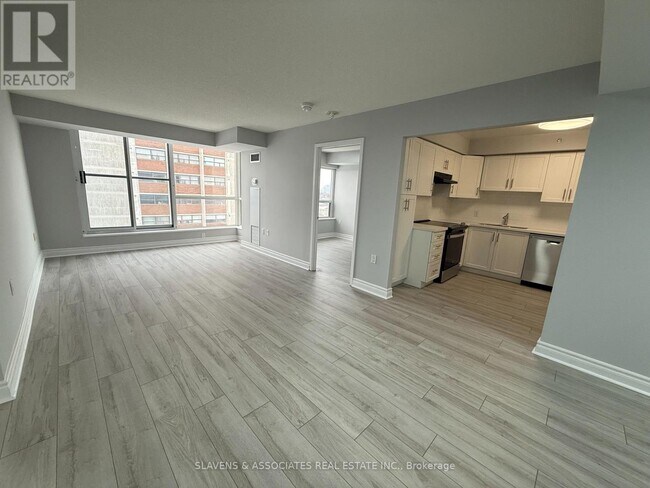 Building Photo - 2 Neptune Dr