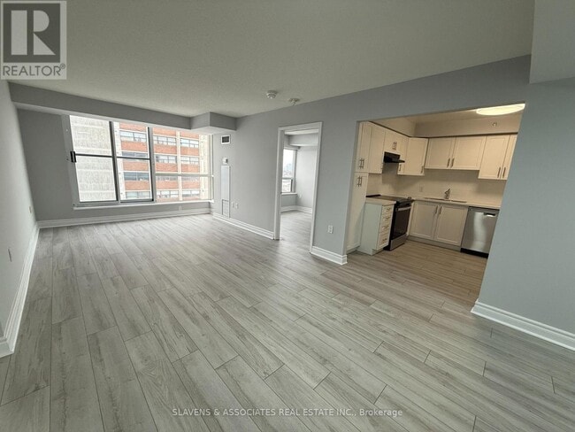 Photo du bâtiment - 2 Neptune Dr