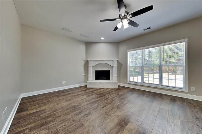Building Photo - 755 Willowwind Dr