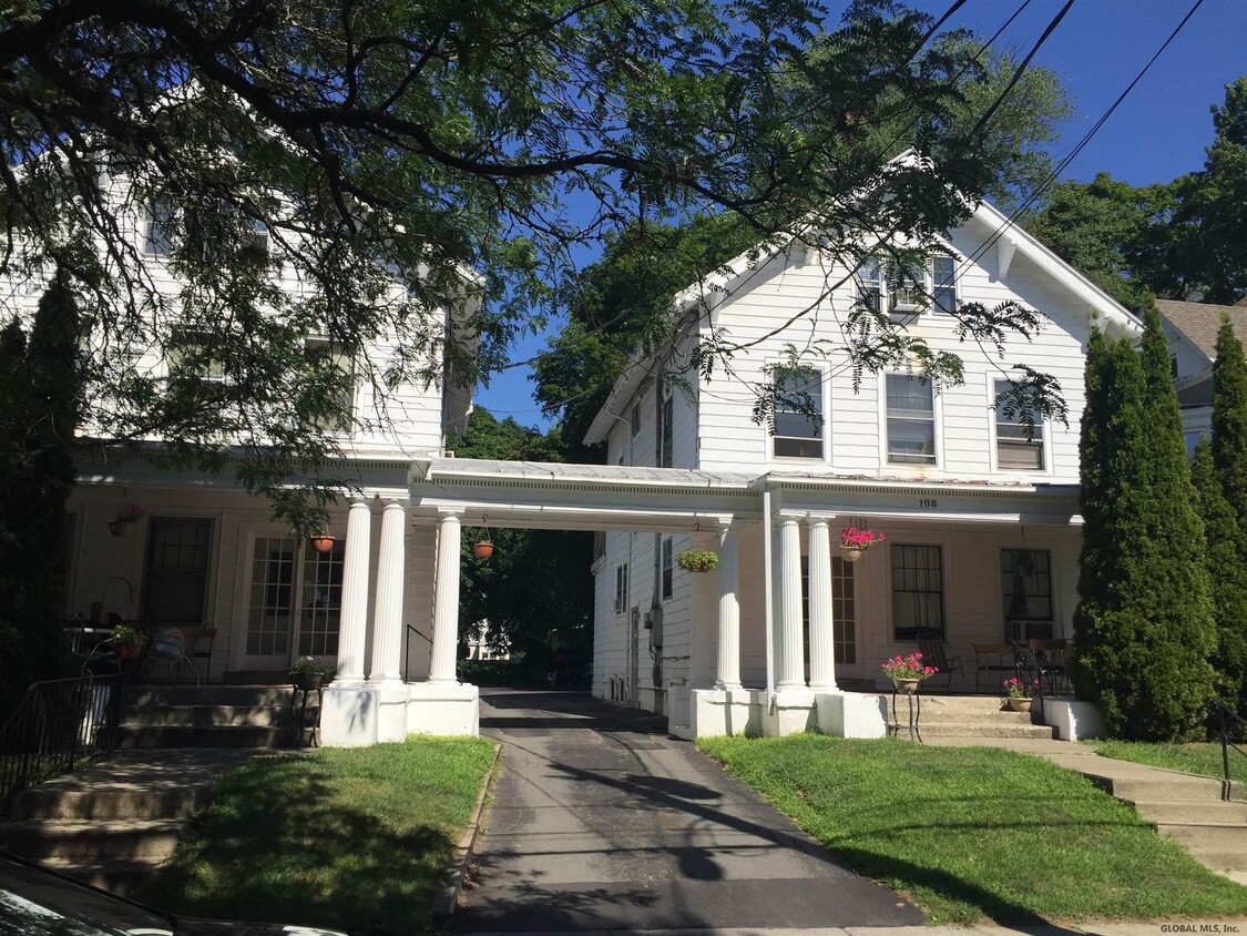 Primary Photo - 108 N Allen St