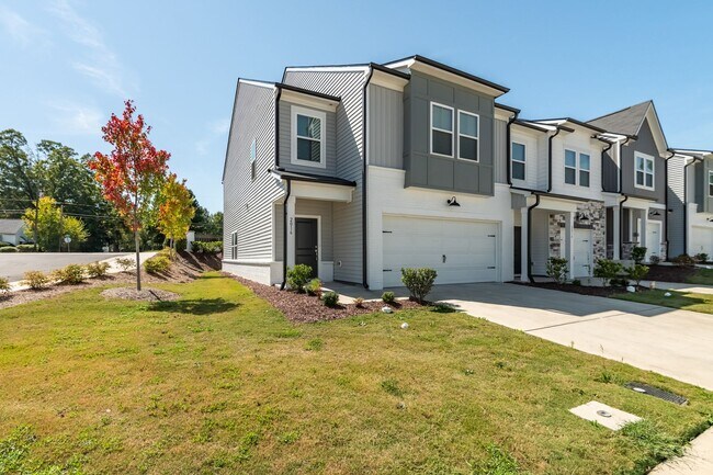 Photo - Gorgeous end-unit townhome near Briar Creek!