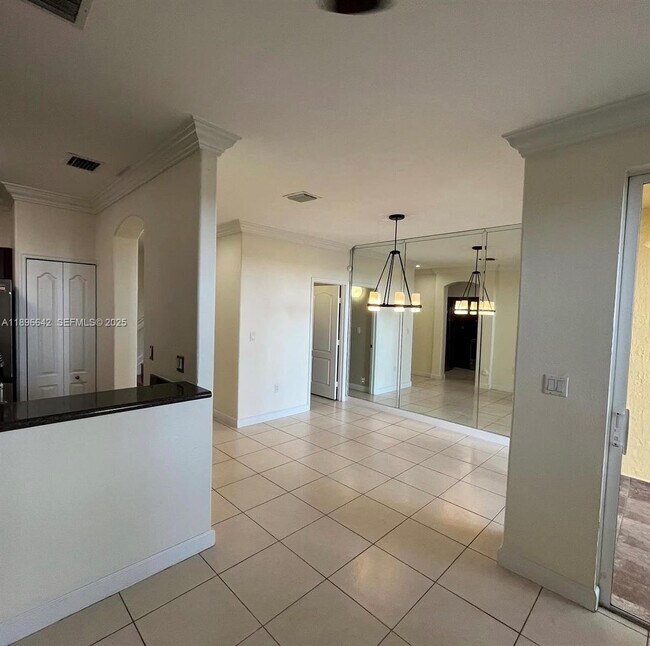 Foto del edificio - 14905 SW 8th Terrace