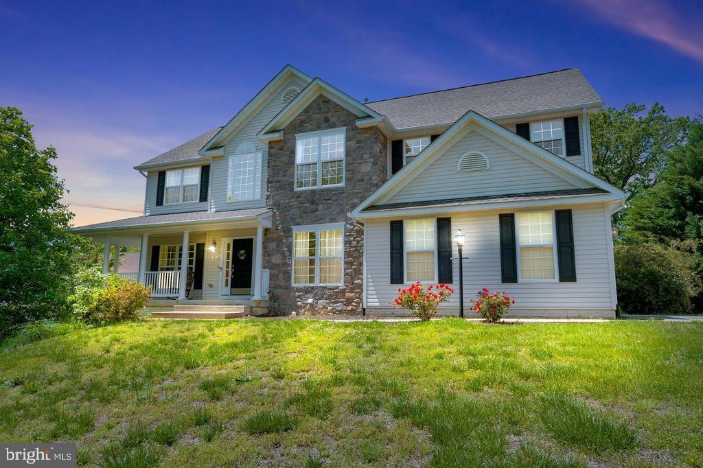 Foto principal - 6 Towering Oaks Dr