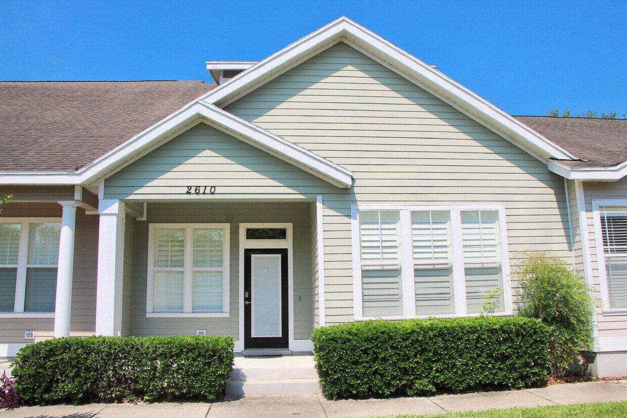 Primary Photo - Beautiful 2 bedroom, 2 bath with a flex sp...