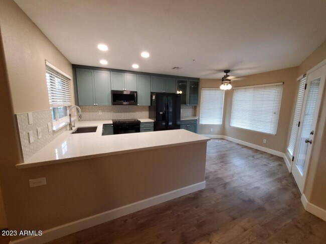 Foto del edificio - 255 S Kyrene Rd