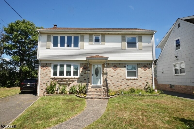Primary Photo - 15 Wright Ct