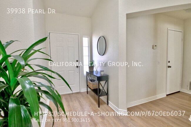 Building Photo - 39938 Pearl Dr