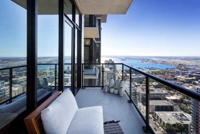 Foto del edificio - Simone Little Italy