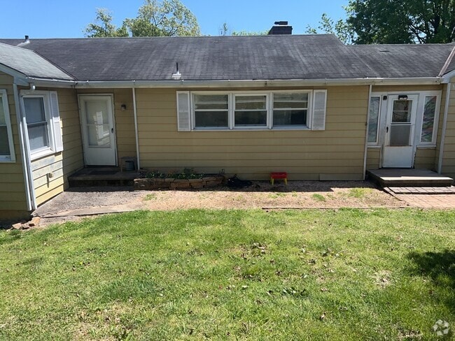 Building Photo - 3820 Buffat Mill Rd