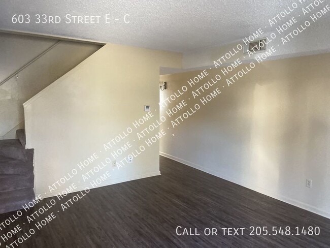 Building Photo - Spacious 2 Bedroom/1.5 Bath Townhome (Tusc...