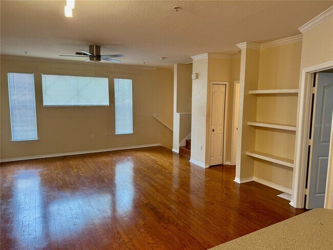 Building Photo - 1825 Shadow View Cir