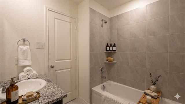 Foto del edificio - 6635 Coulter Dr