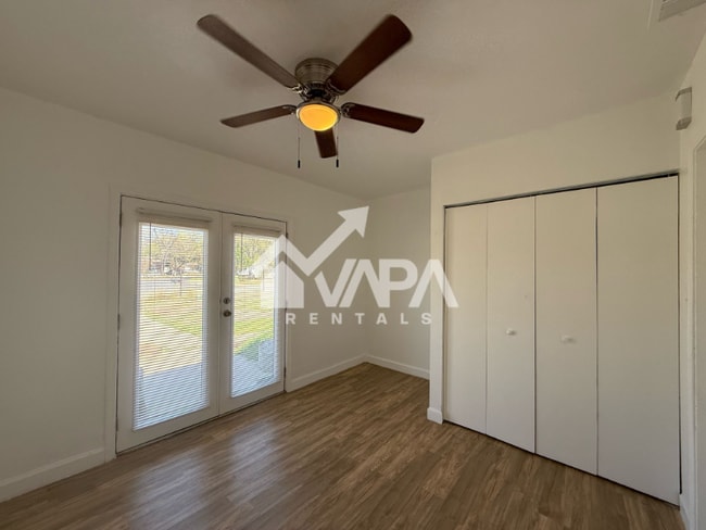 Building Photo - 7210 Glen Cross Dr