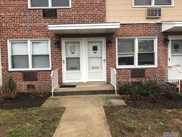 Foto principal - 156 Flower Rd