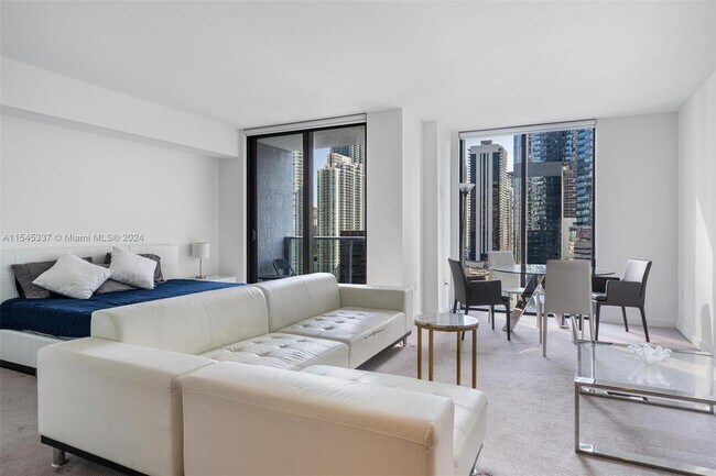 Foto del edificio - 31 SE 6th St