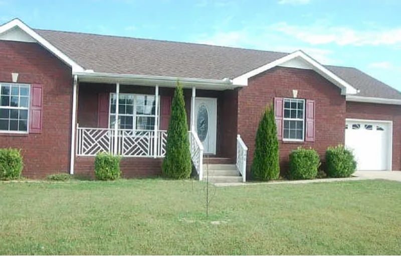 Primary Photo - 140 Mason St