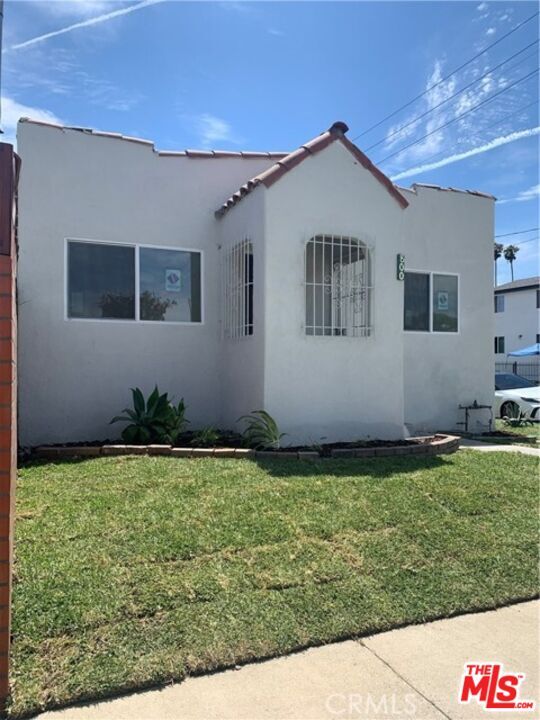 Foto del edificio - 800 E 83rd St