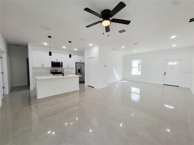 Foto del edificio - 1171 Sapphire St SE