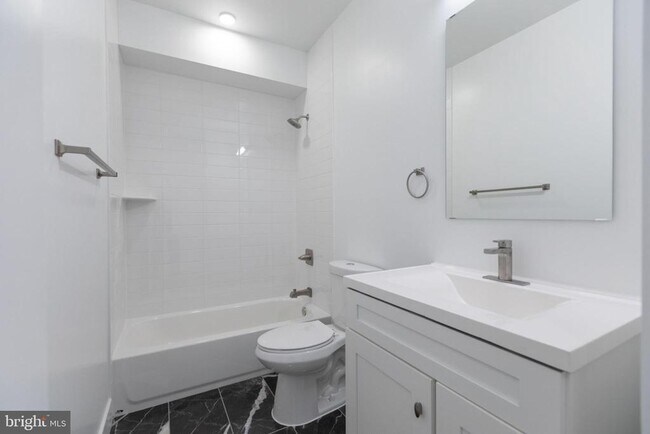 Foto del edificio - 505 W Norris St