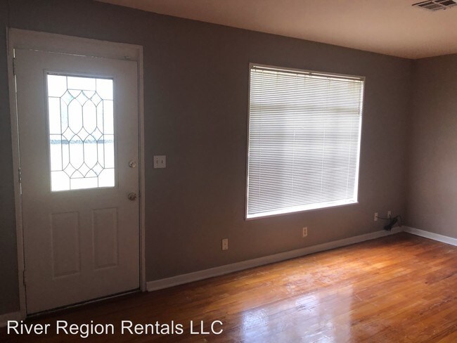 Foto del edificio - 3 br, 1 bath House - 713 East Patton Avenue