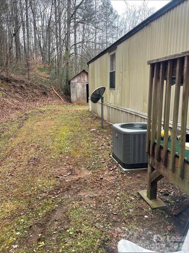 Building Photo - 3497 Deerbrook Rd