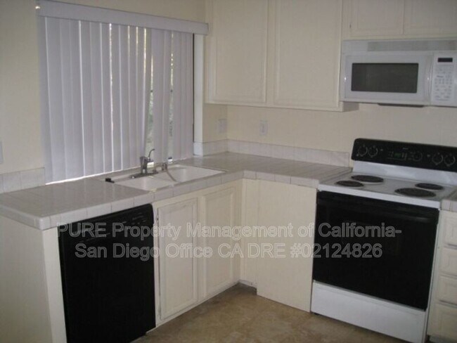 Foto del edificio - 2000 S Escondido Blvd