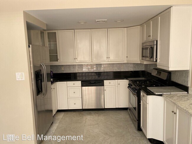 Building Photo - 2 br, 2 bath House - 910 Delhi Street