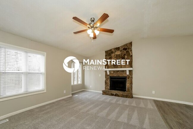 Building Photo - 3017 Fetlock Dr SW