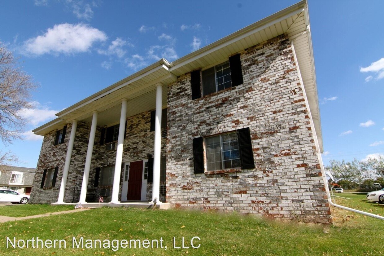 15211521 S Locust Ave, Marshfield, WI 54449 Room for Rent in