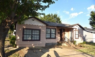 Building Photo - 3816 Lebow St