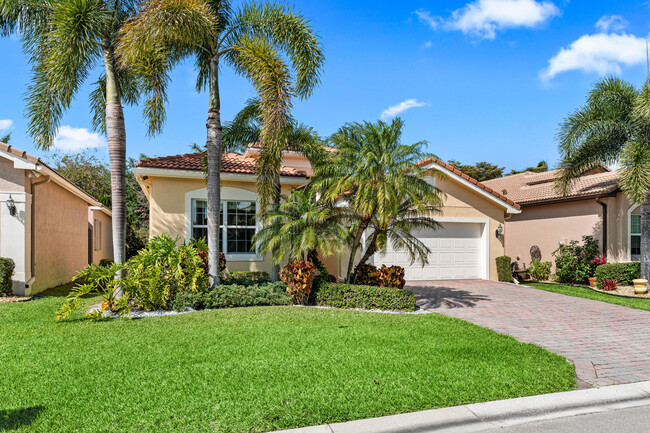Building Photo - 8727 Carmel Mountain Way