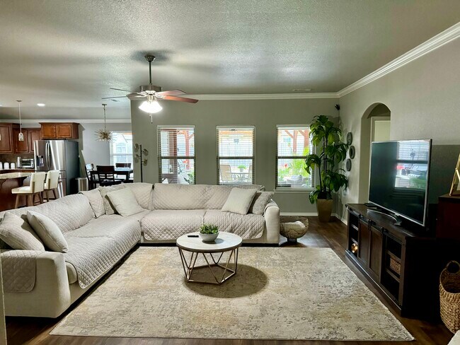Foto del edificio - 2966 Springhill Ave