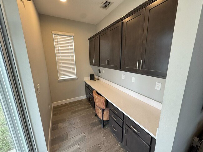 Foto del edificio - 3 Bedroom/2 Bathroom SFH in Summers Corner AVAILABLE APRIL 6th!