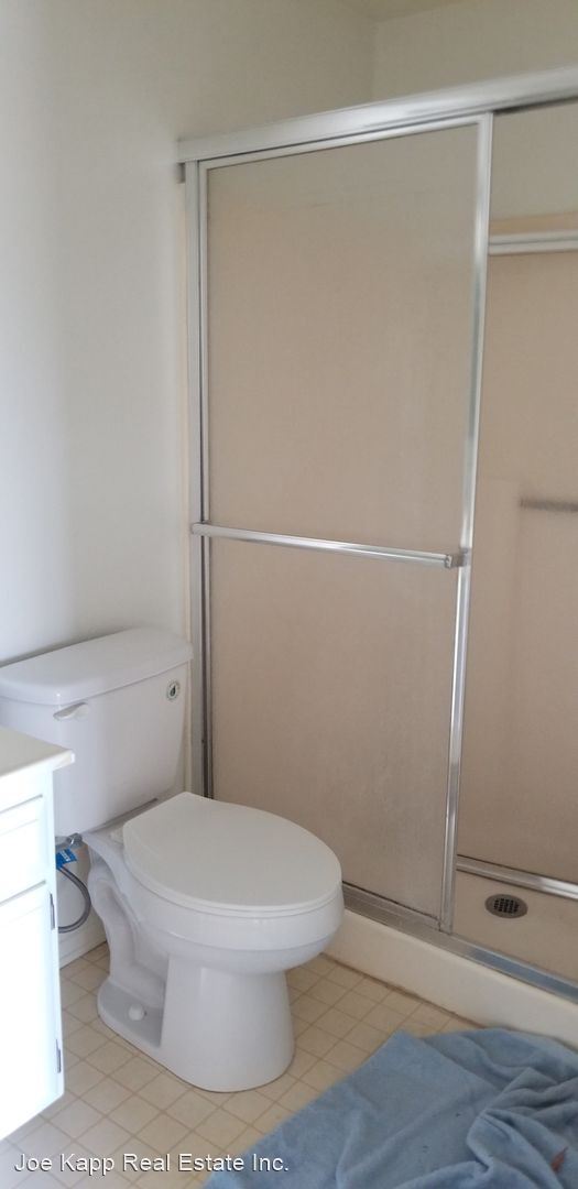 Foto del edificio - 2 br, 2 bath House - 581 Kipling Ave