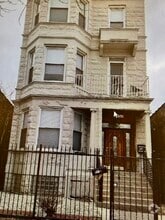 Building Photo - 5532 N Broadway