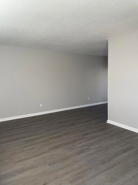 Foto del edificio - 4759 Tessie Ln