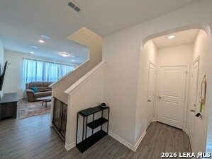 Foto del edificio - 8555 Barefoot Ln