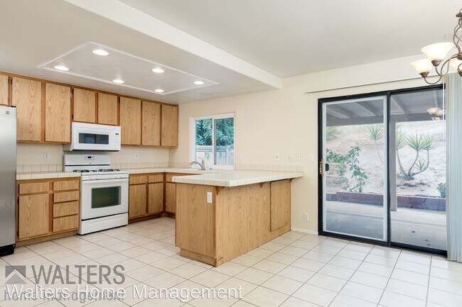 Building Photo - 3 br, 2 bath House - 1521 North Elm Street