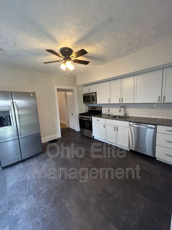 Foto del edificio - 2229 E 5th Ave