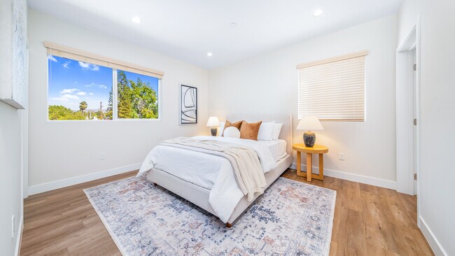 Foto del edificio - 17154 Chatsworth St